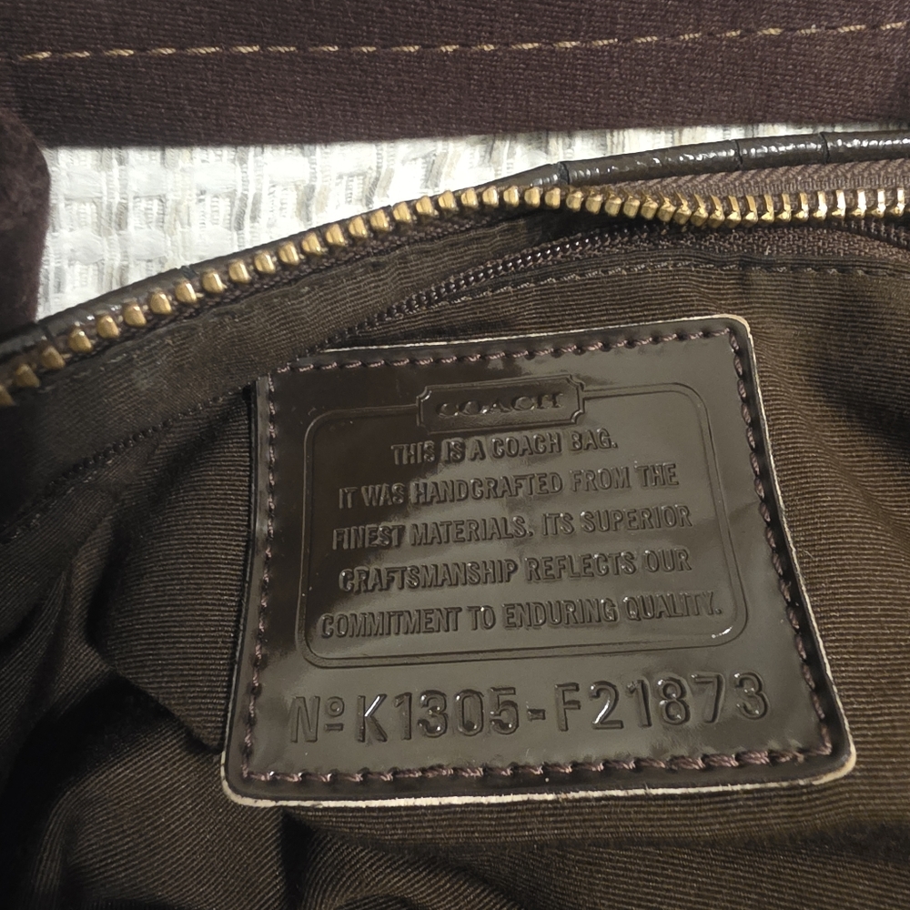 Coach Brown and Tan Signature Shoulder Bag - Picture 2 of 5